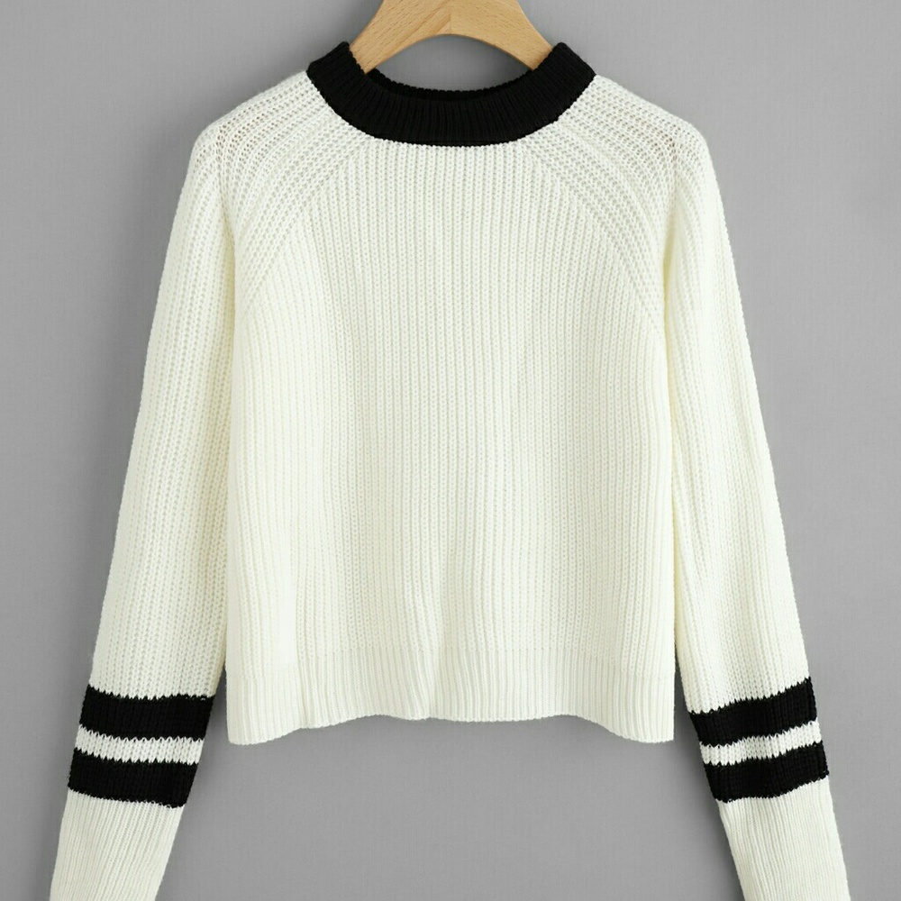 Semi-cropped Knit Sweater